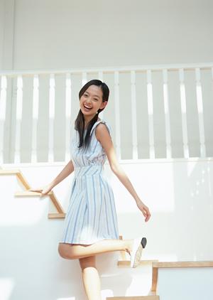 天然石のブレスレットを販売する店